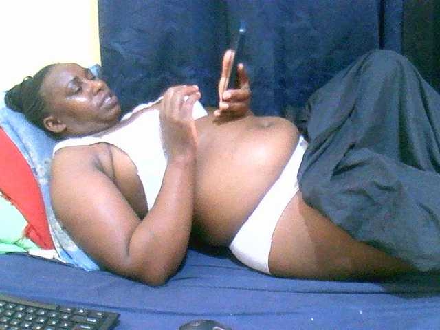 naughty-slender live cam on BongaCams
