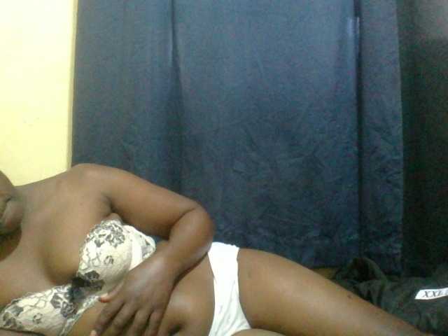 naughty-slender live cam on BongaCams