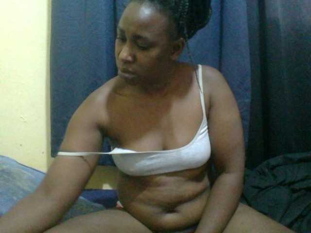 naughty-slender live cam on BongaCams