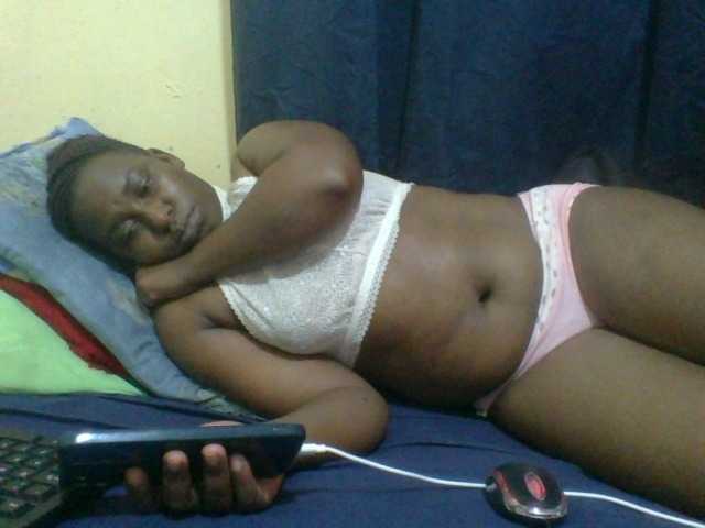 naughty-slender live cam on BongaCams