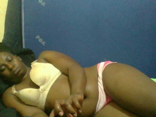 naughty-slender live cam on BongaCams