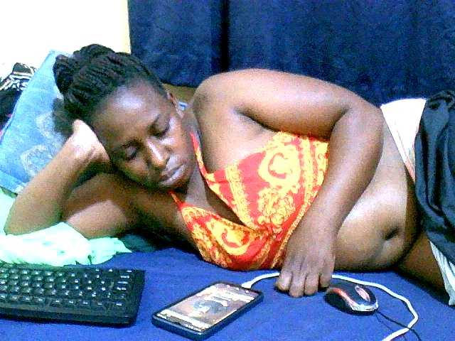 naughty-slender live cam on BongaCams