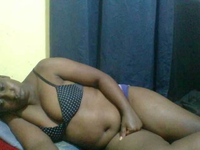 naughty-slender live cam on BongaCams