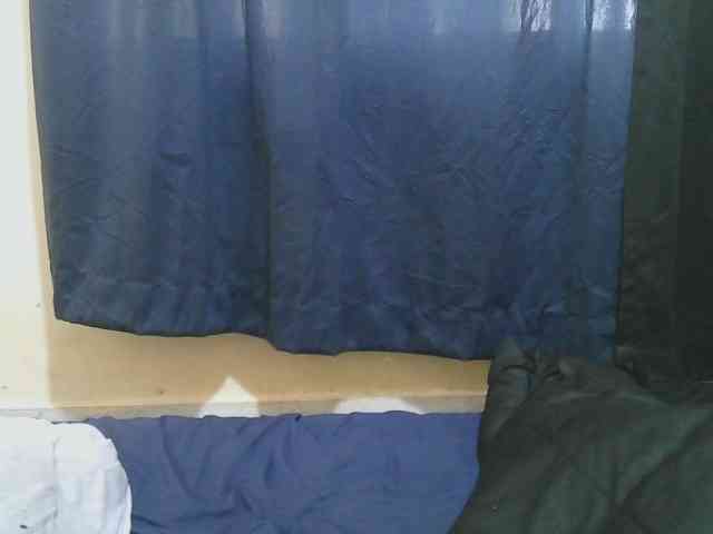 naughty-slender webcam