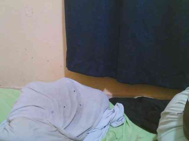 naughty-slender webcam