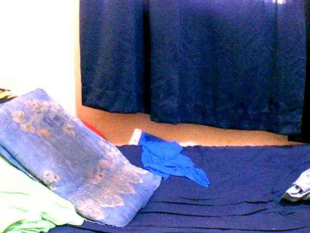 naughty-slender webcam