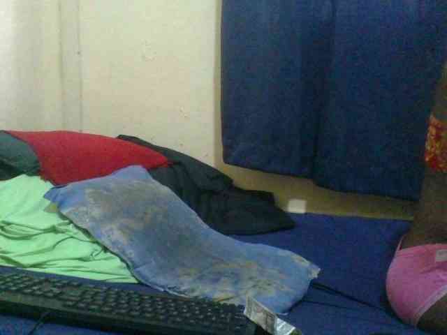 naughty-slender webcam