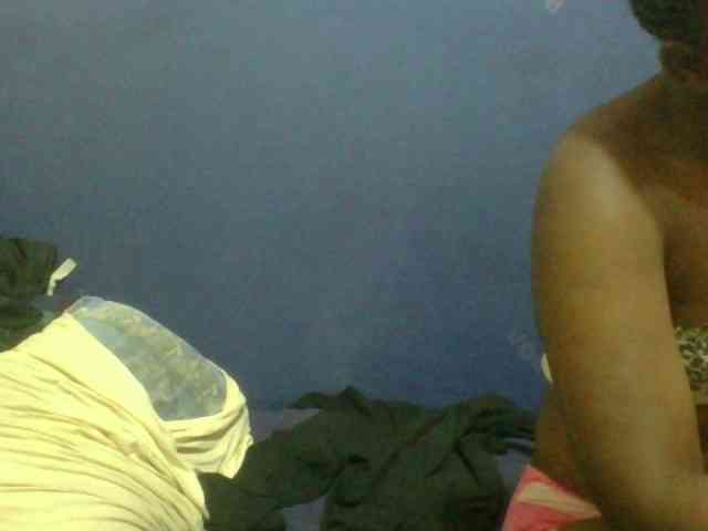 naughty-slender webcam