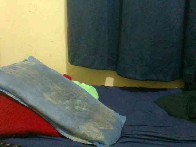 naughty-slender webcam