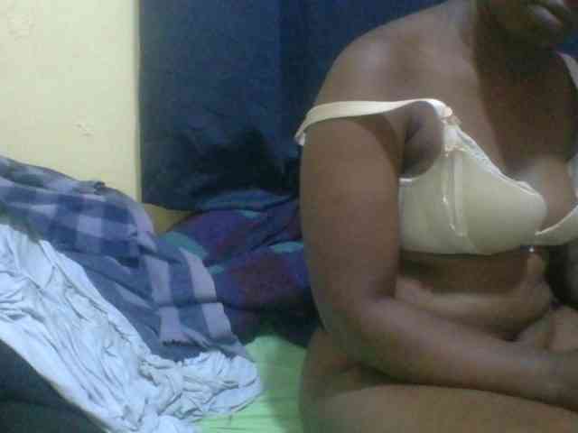 naughty-slender Live Webcam on BongaCams