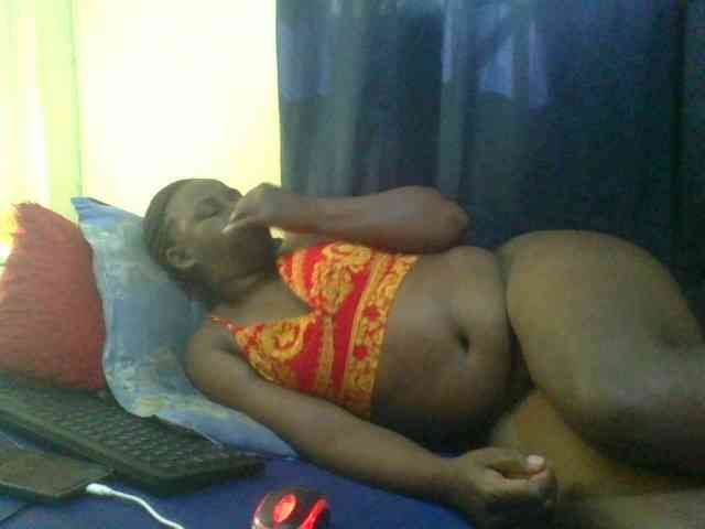Modelo: naughty-slender