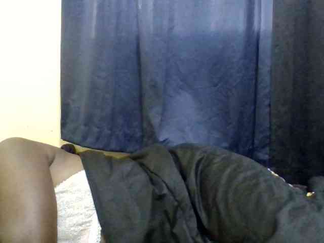 naughty-slender webcam