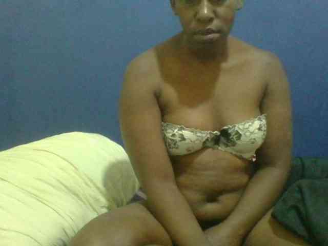 naughty-slender webcam