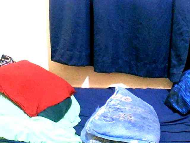 naughty-slender webcam