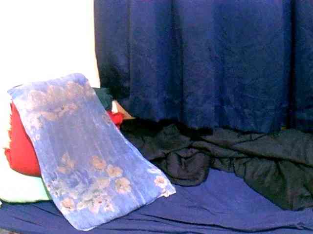 naughty-slender webcam