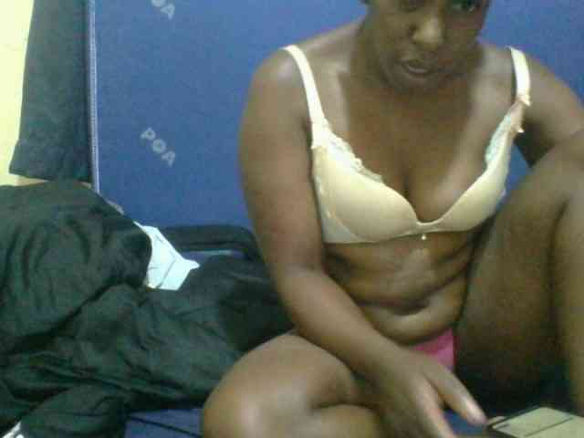 naughty-slender webcam