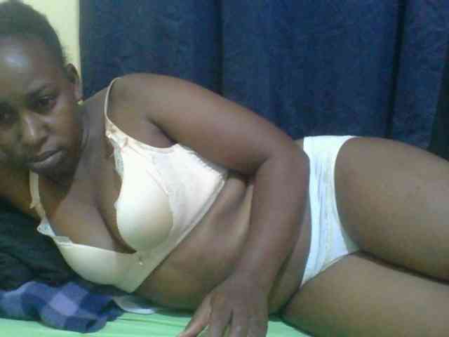 naughty-slender Live Webcam on BongaCams