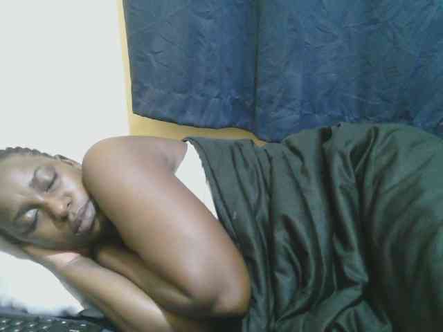 naughty-slender webcam