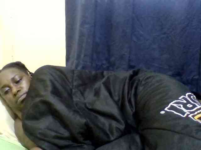 naughty-slender webcam