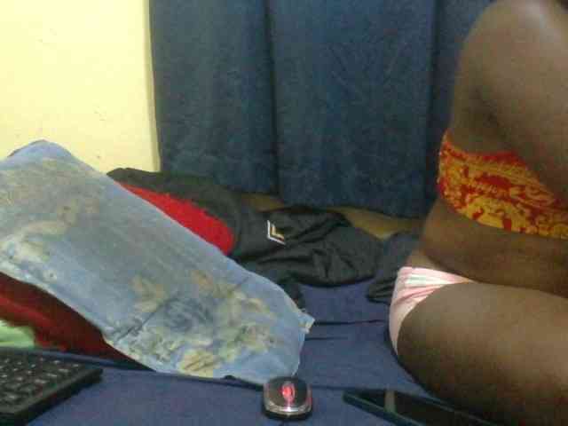 naughty-slender webcam