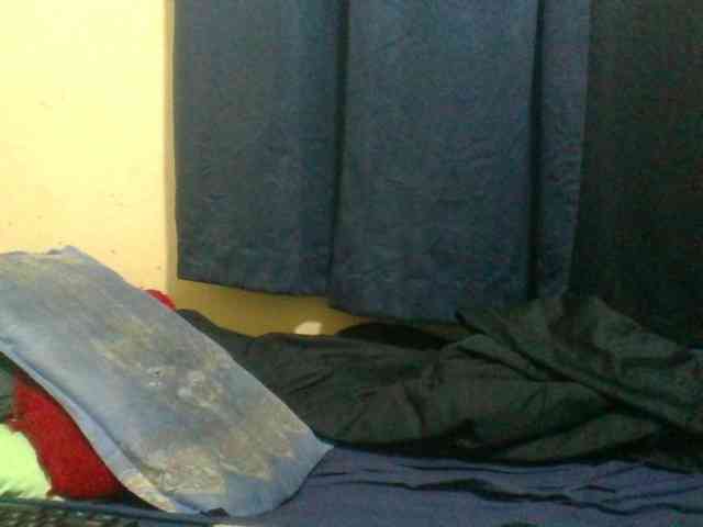naughty-slender webcam