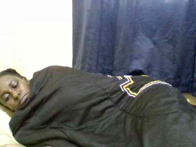 naughty-slender webcam