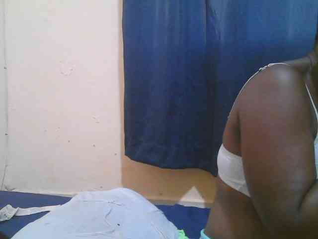 naughty-slender webcam