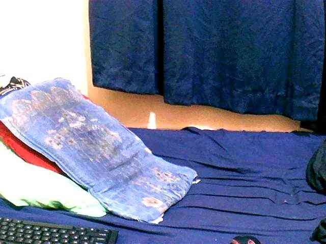 naughty-slender webcam