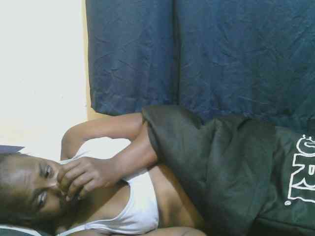 naughty-slender webcam