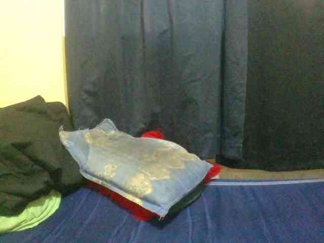 naughty-slender webcam