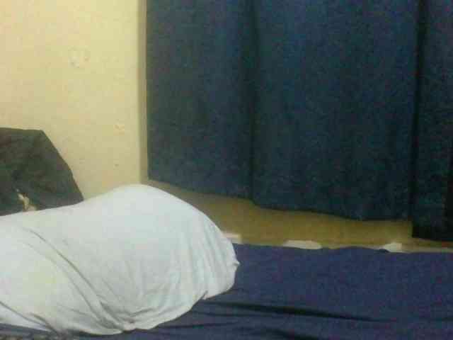 naughty-slender webcam