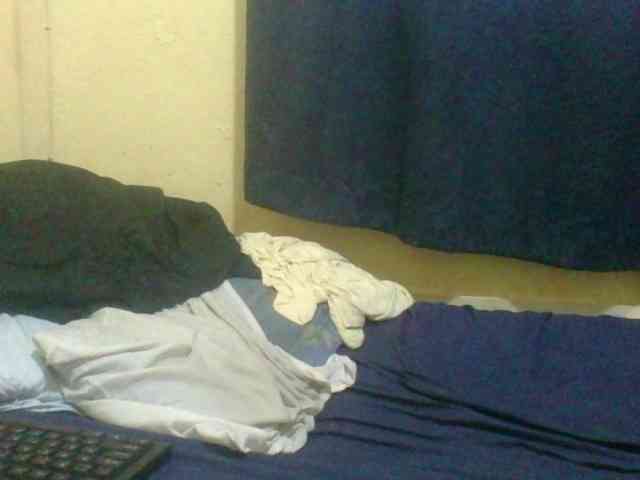 naughty-slender webcam