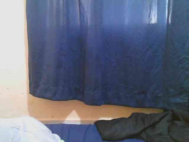 naughty-slender webcam