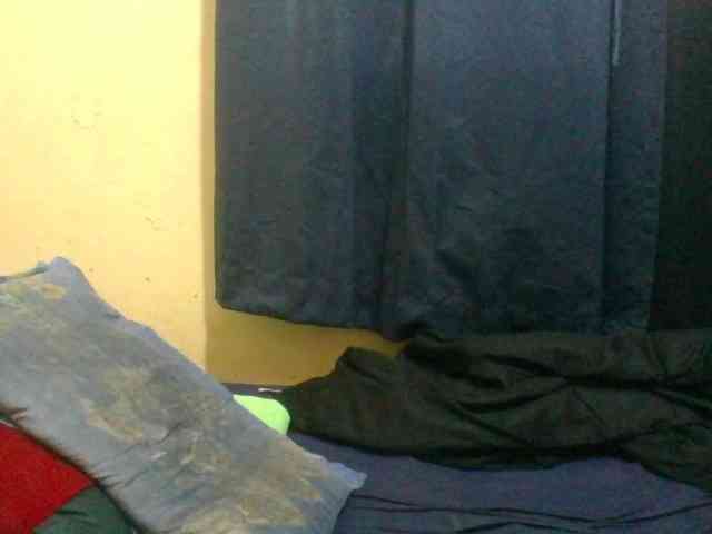 naughty-slender webcam