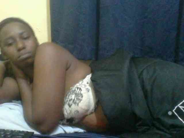 naughty-slender webcam