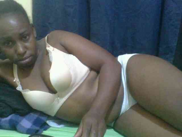 naughty-slender Live Webcam on BongaCams