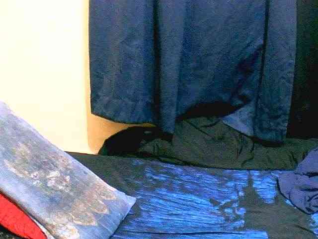 naughty-slender webcam