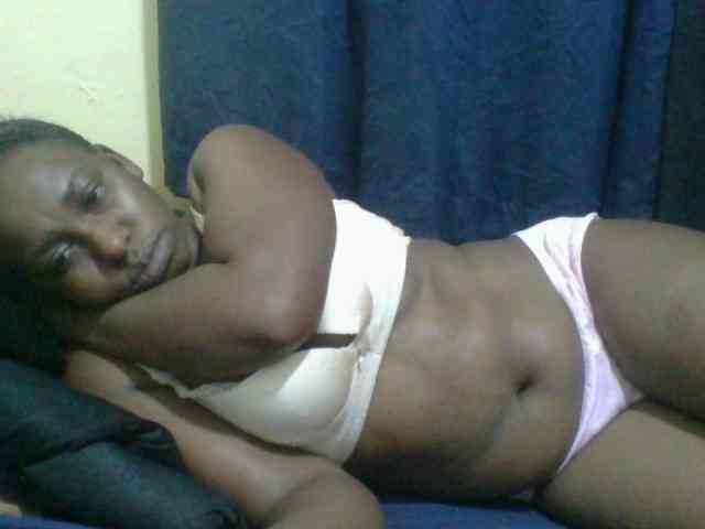 naughty-slender Live Webcam on BongaCams