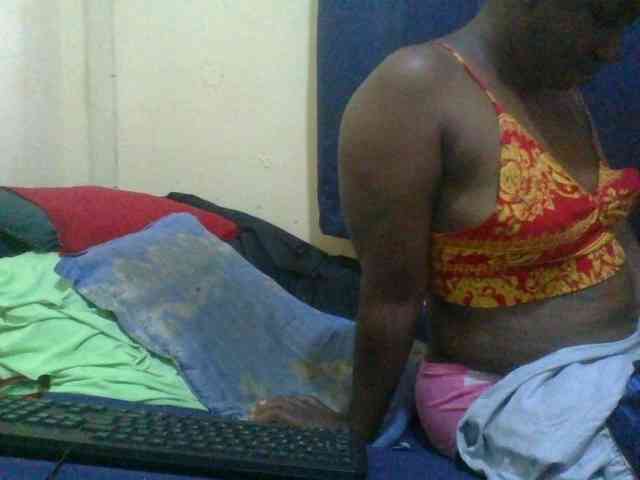 naughty-slender webcam