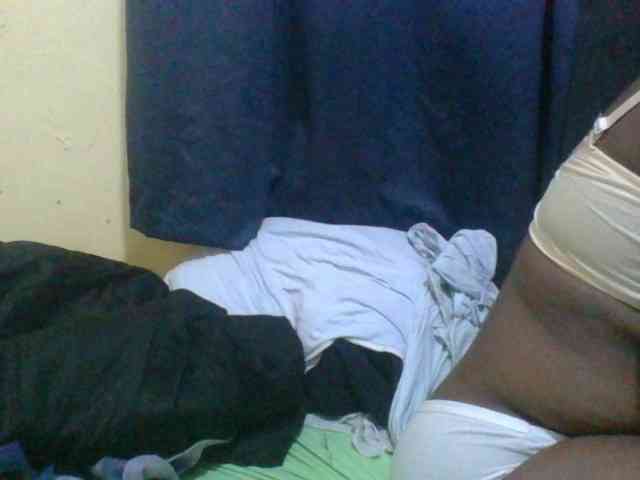 naughty-slender Live Webcam on BongaCams
