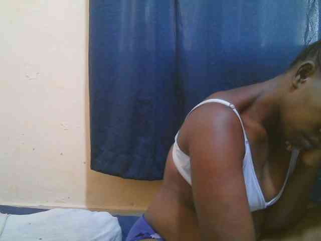 naughty-slender webcam