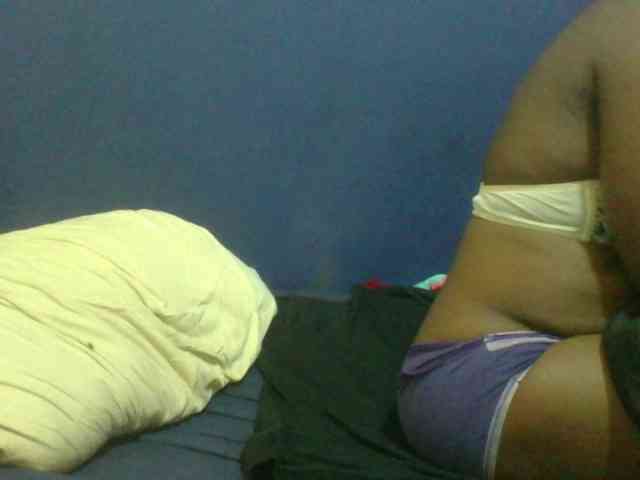 naughty-slender webcam