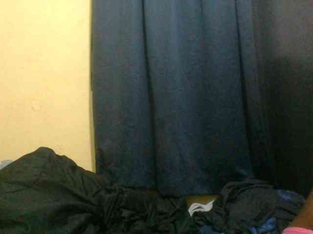 naughty-slender webcam