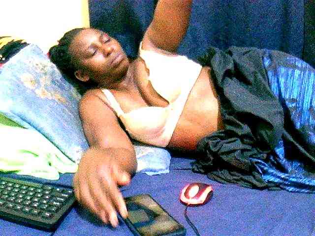 naughty-slender webcam