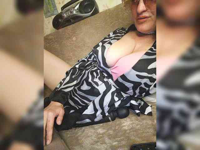 JUICY-JU