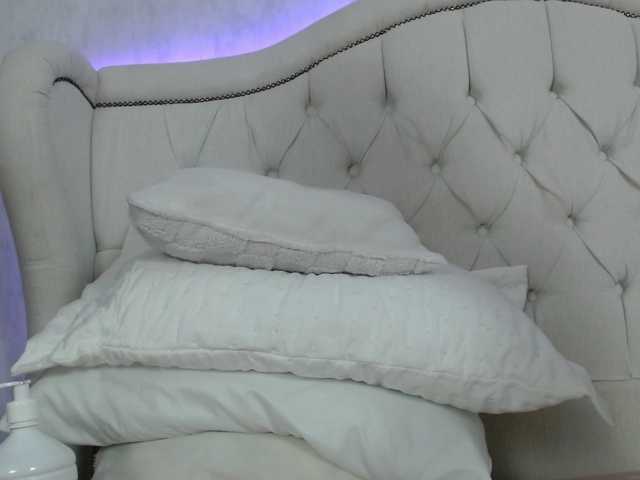 CarolSlut1985 live cam on BongaCams