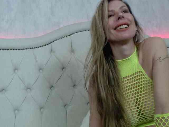 Modelo: Caroll_Ass