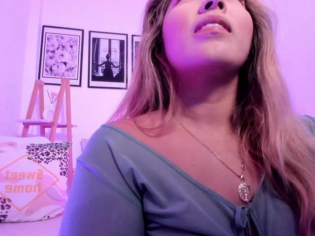 sofihill live cam on BongaCams