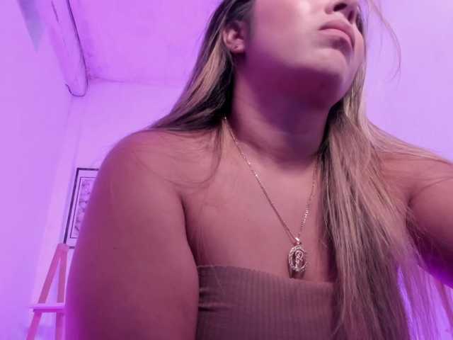 sofihill live cam on BongaCams