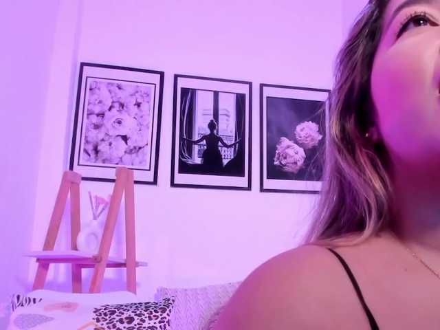sofihill live webcam show